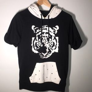Becky Tiger Dot Short Sleeve Hoodie